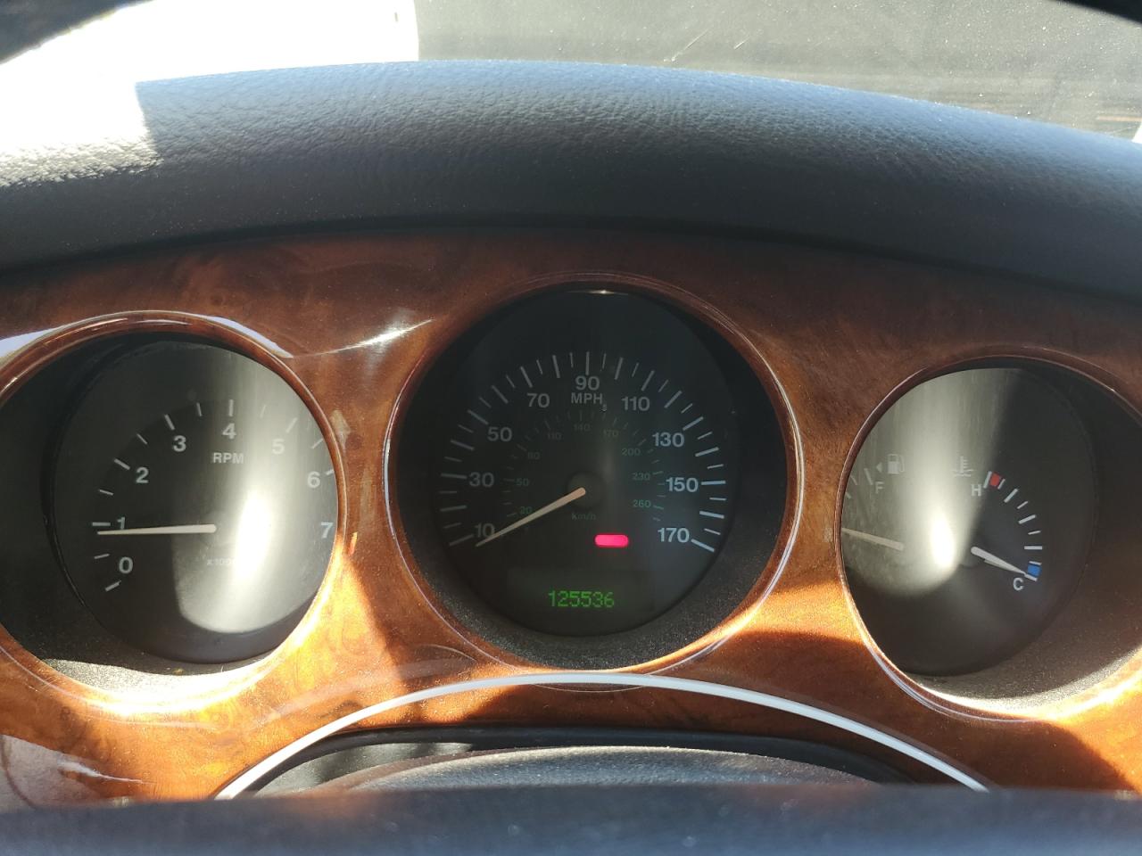 1999 Jaguar Xj8 VIN: SAJHD1047XC871858 Lot: 62715155