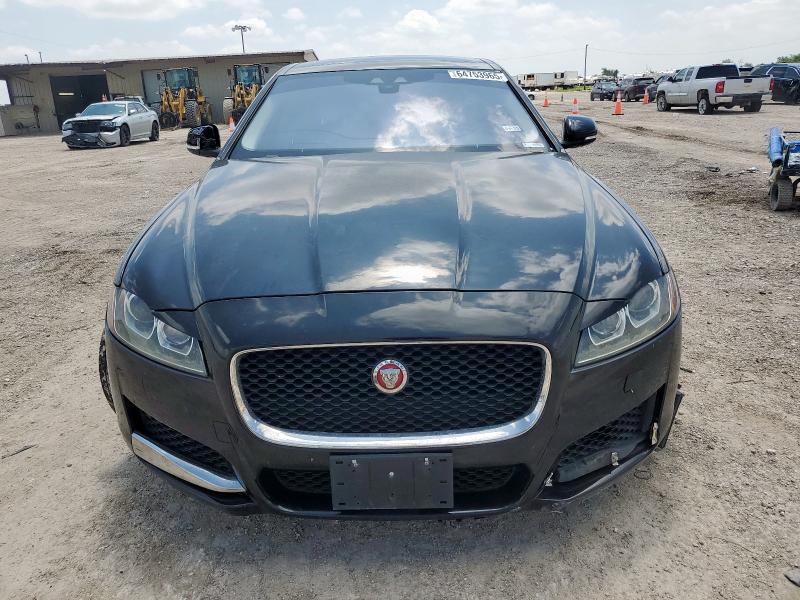  JAGUAR XF 2018 Black