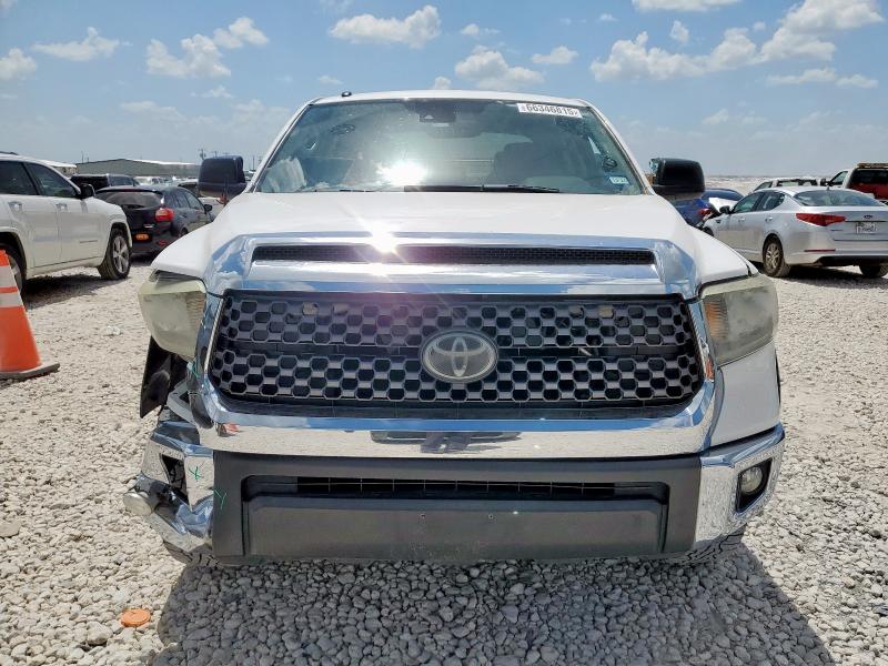  TOYOTA TUNDRA 2018 Белы
