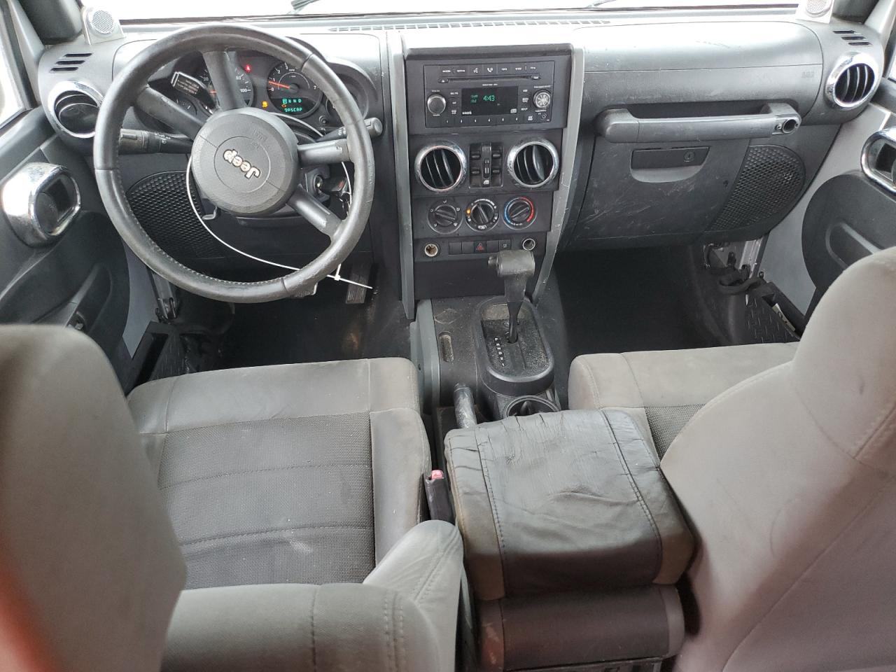 2008 Jeep Wrangler Unlimited X VIN: 1J4GB39128L634596 Lot: 62750035