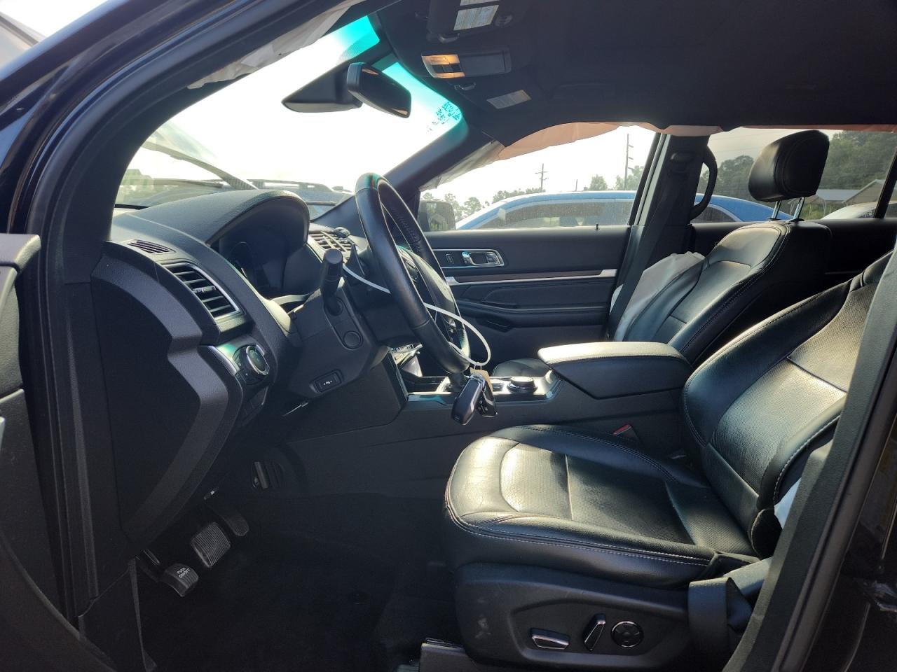 2017 Ford Explorer Limited VIN: 1FM5K8FH4HGB02931 Lot: 63149425