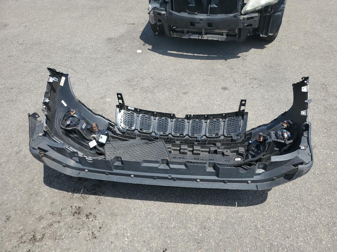 2020 Jeep Compass Latitude VIN: 3C4NJDBBXLT130125 Lot: 64723655