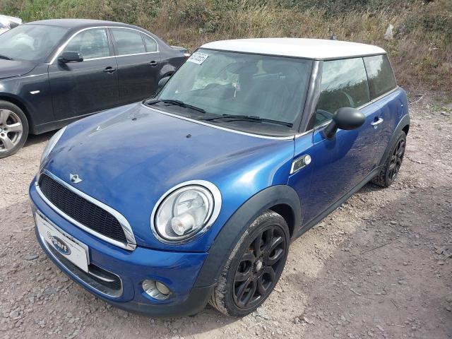 MINI COOPER D L 2012