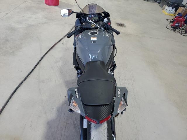 2025 SUZUKI GSX-R600   