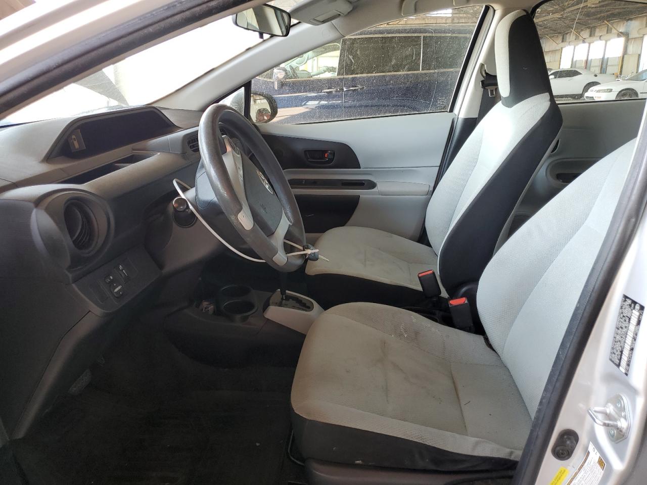 2013 Toyota Prius C VIN: JTDKDTB31D1056387 Lot: 63293315