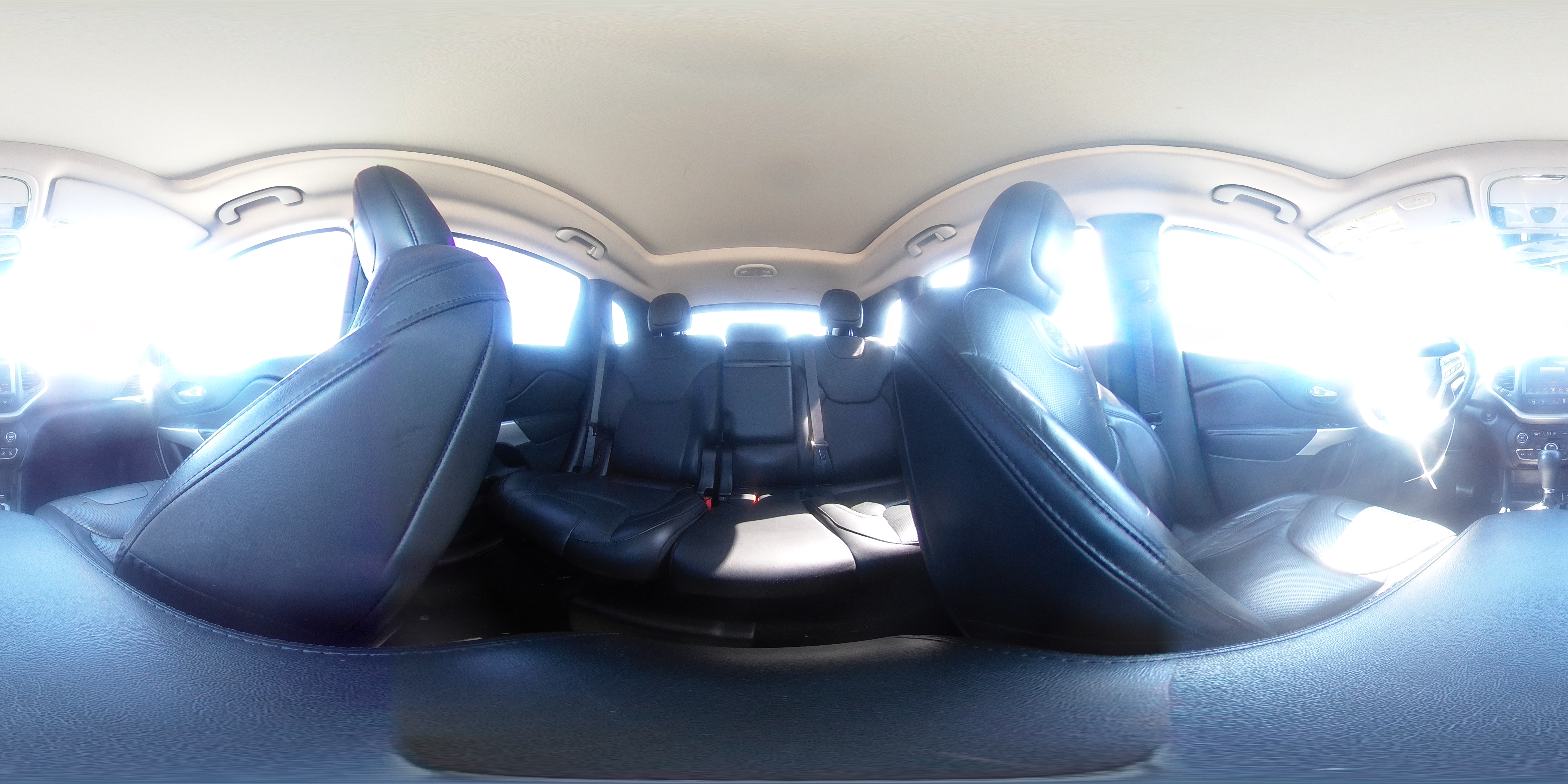 2017 Jeep Cherokee Overland VIN: 1C4PJLJS5HW571876 Lot: 65652875