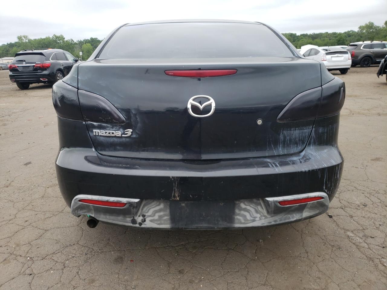 2011 Mazda 3 I VIN: JM1BL1UG9B1355419 Lot: 64447035