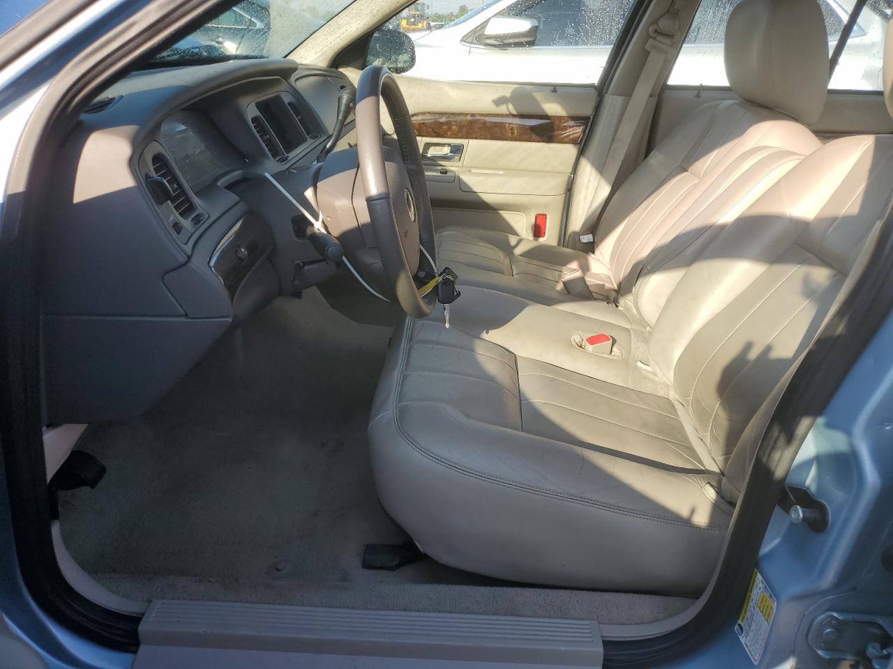 2011 Mercury Grand Marquis Ls VIN: 2MEBM7FV6BX609167 Lot: 63601485