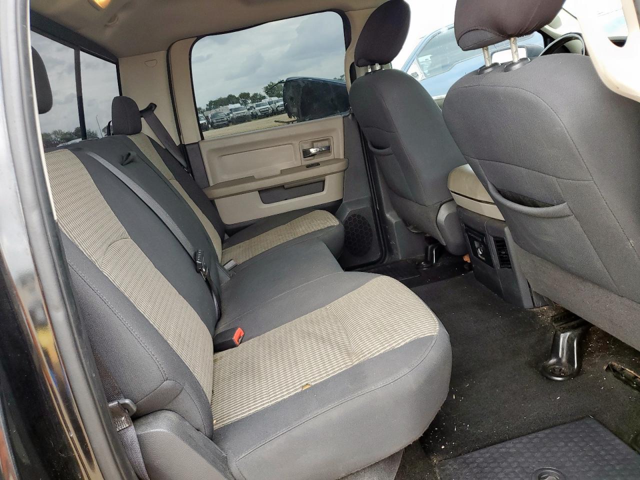 2010 Dodge Ram 1500 VIN: 1D7RV1CT1AS123435 Lot: 63518345