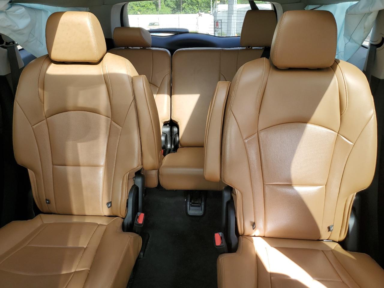 2019 Buick Enclave Essence VIN: 5GAERBKW0KJ269543 Lot: 64476805
