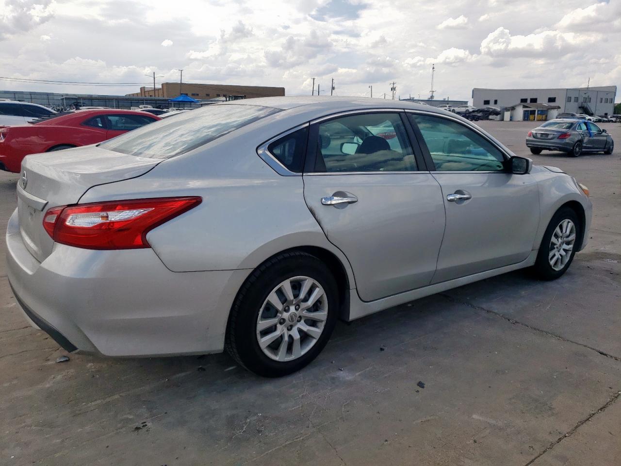 VIN: 1N4AL3AP2HC296700 2017 NISSAN ALTIMA