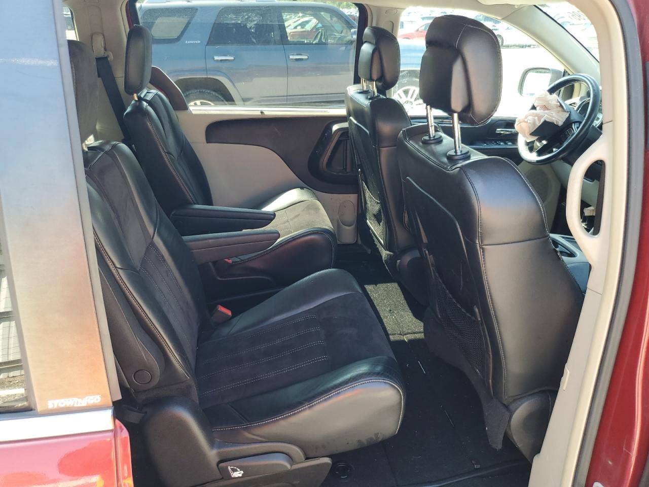2014 Chrysler Town & Country Touring L VIN: 2C4RC1CG5ER228277 Lot: 63979295