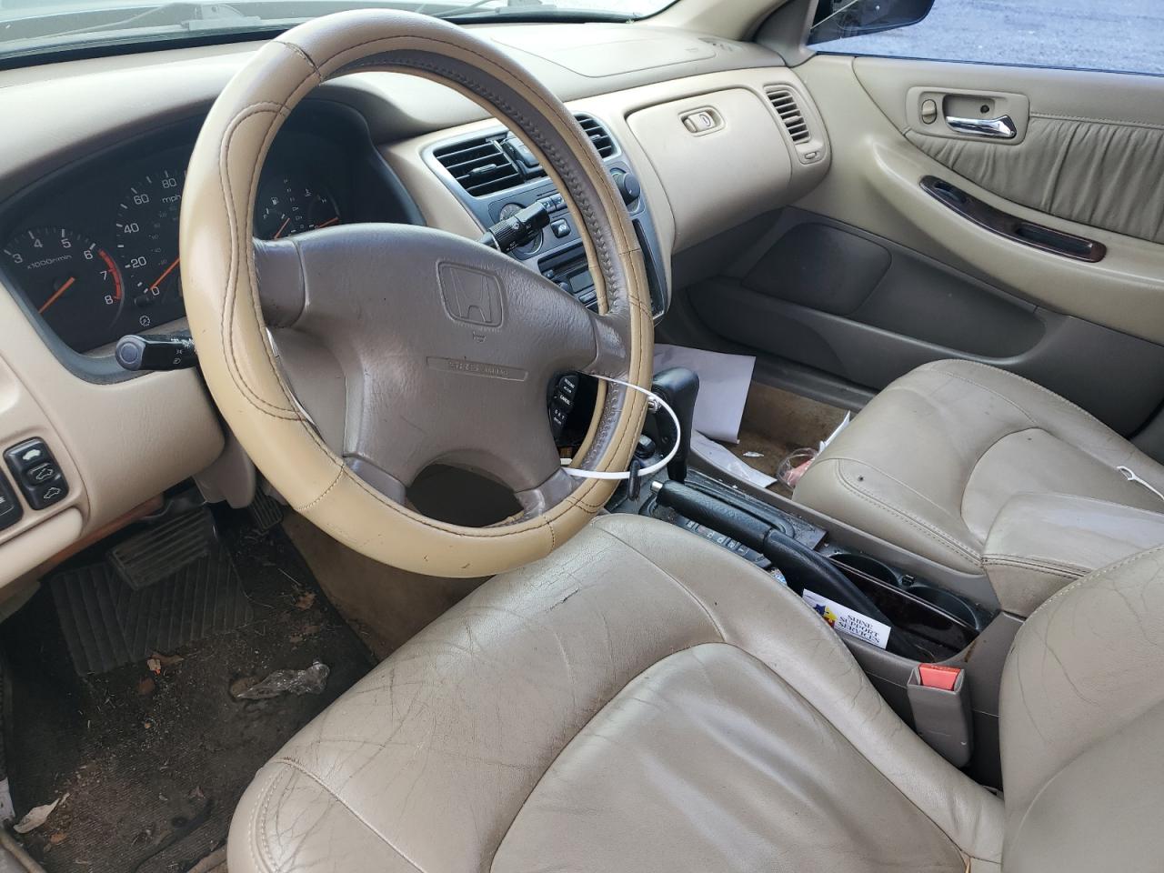 1999 Honda Accord Ex VIN: 1HGCG5652XA124561 Lot: 64363275