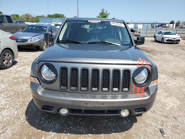 Паркетники JEEP PATRIOT 2014 Сірий