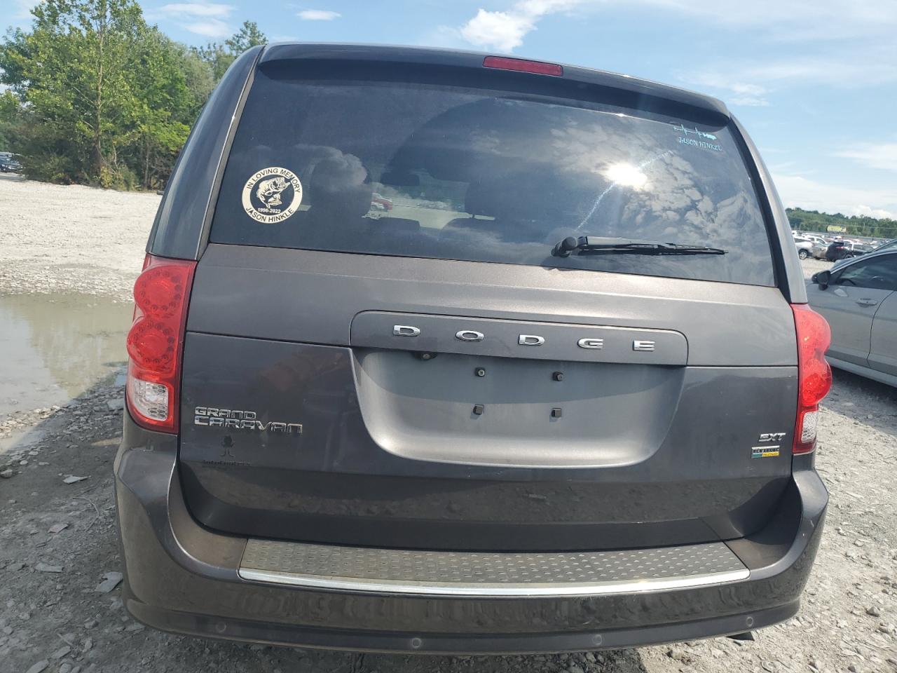 2018 Dodge Grand Caravan Sxt VIN: 2C4RDGCG5JR175865 Lot: 64646515