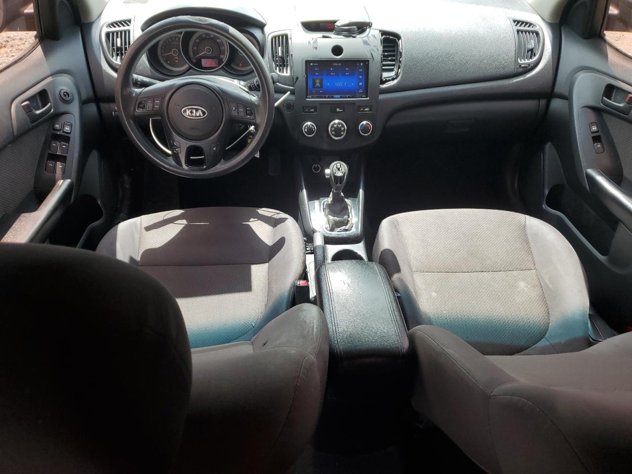 2011 Kia Forte Ex VIN: KNAFU5A21B5398933 Lot: 64384915