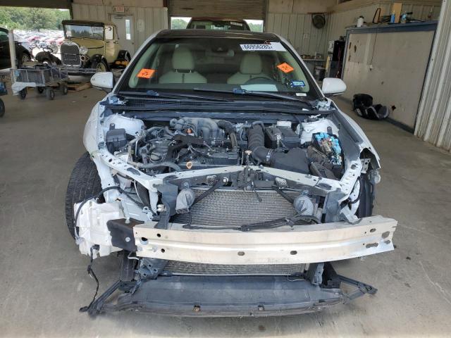  TOYOTA CAMRY 2018 White