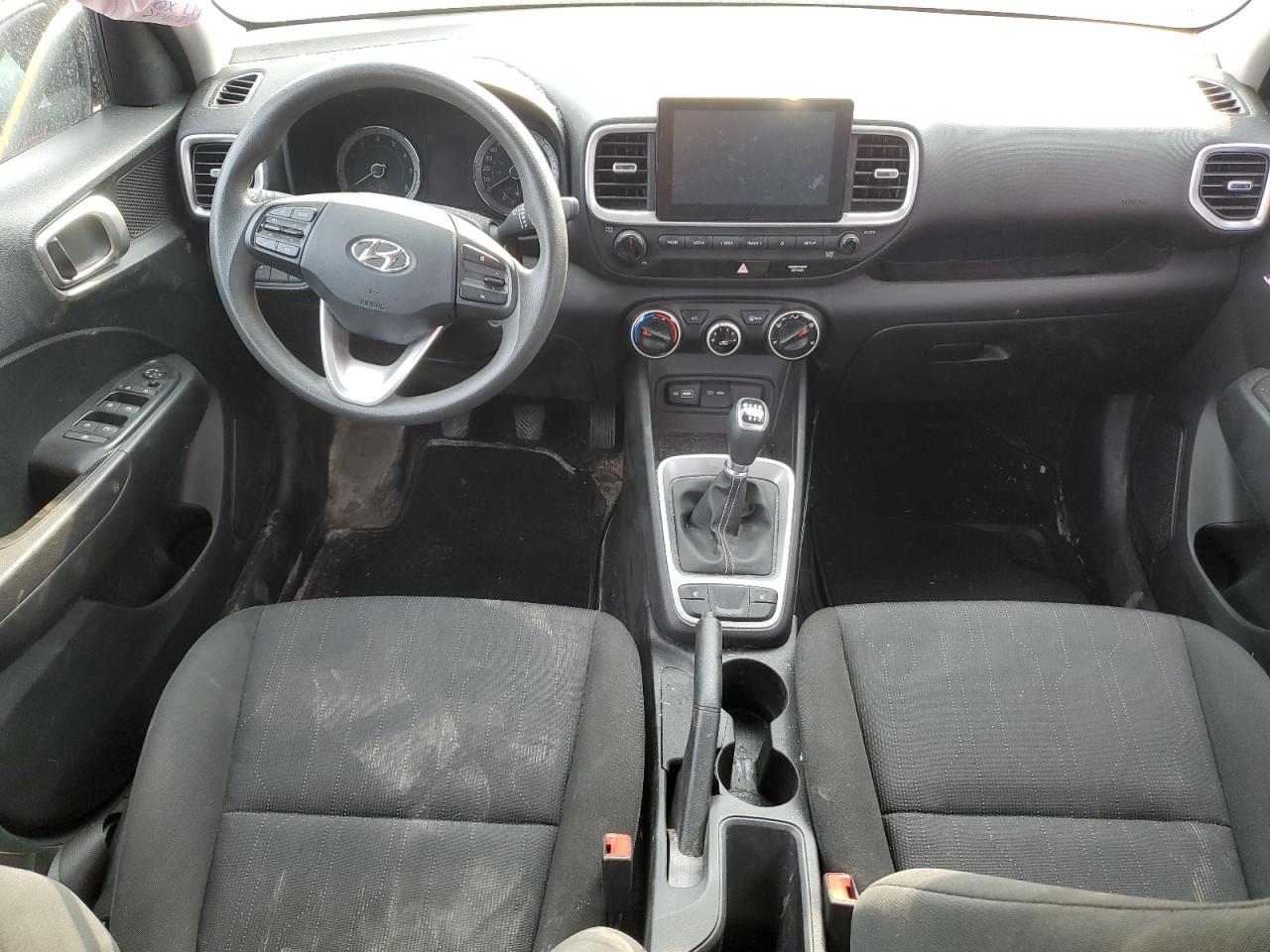 2022 Hyundai Venue Se VIN: KMHRB8A3XNU153425 Lot: 63702205