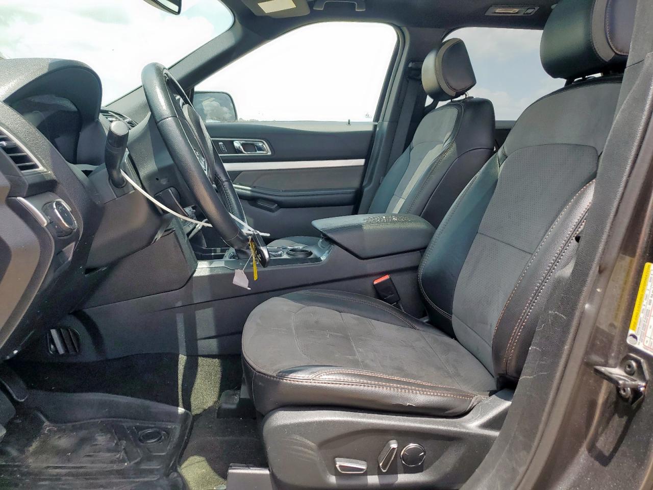 VIN: 1FM5K7D88HGD41816 2017 FORD EXPLORER