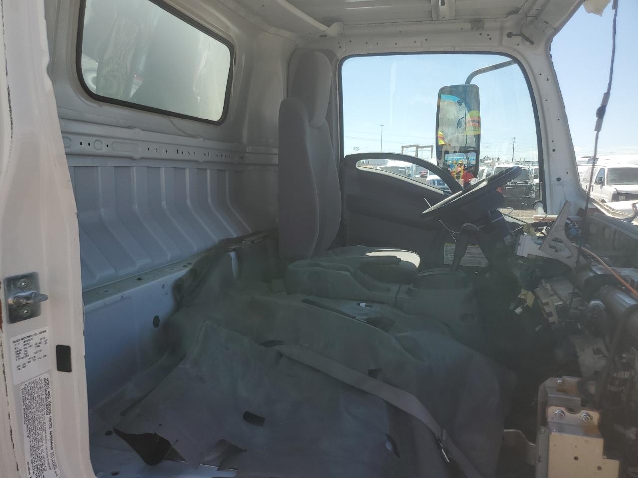 2021 Isuzu Nrr VIN: JALE5W166M7300330 Lot: 62985165