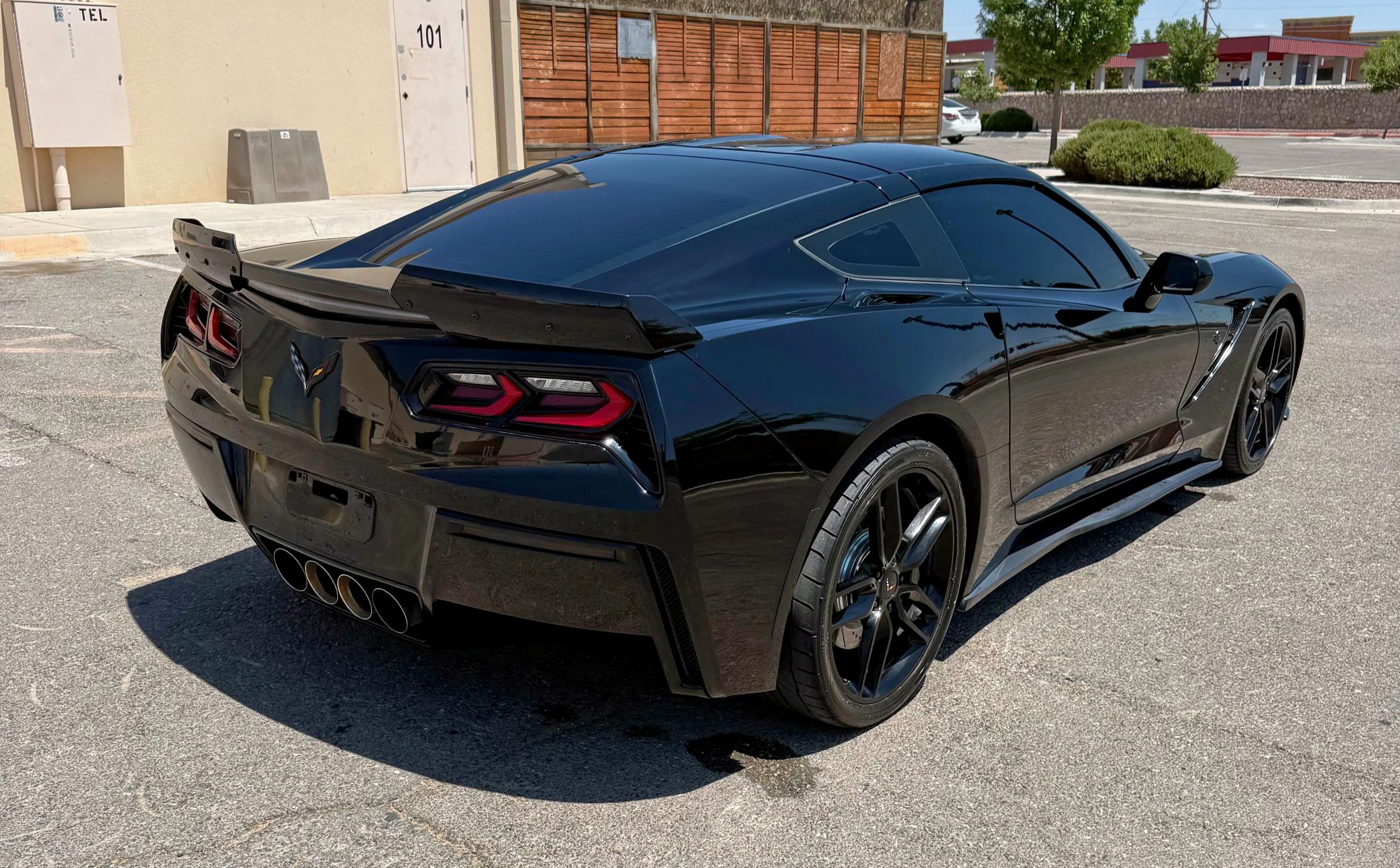 Coupet CHEVROLET CORVETTE 2014 Black