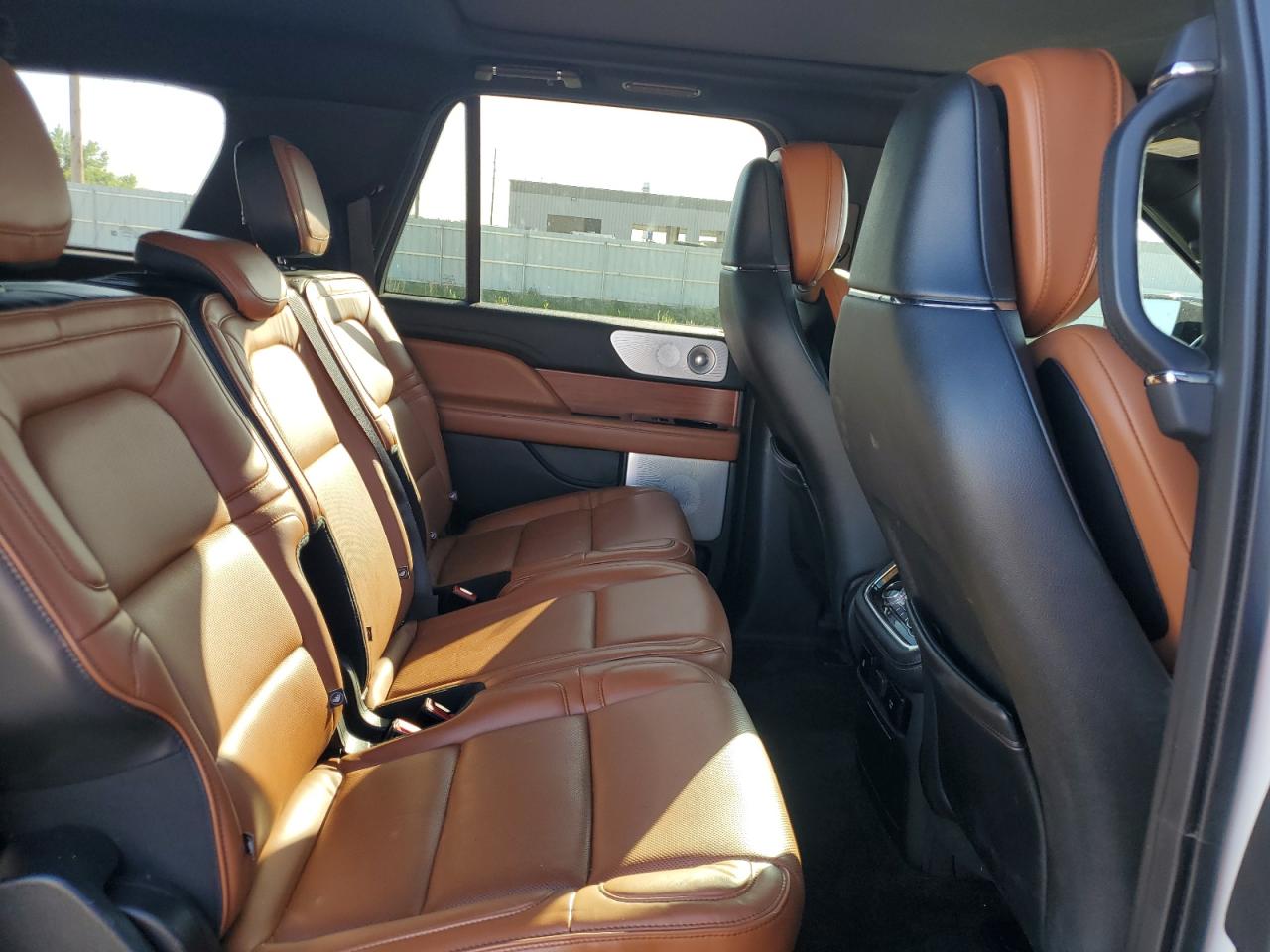 2019 Lincoln Navigator L Reserve VIN: 5LMJJ3LT5KEL25136 Lot: 63230065