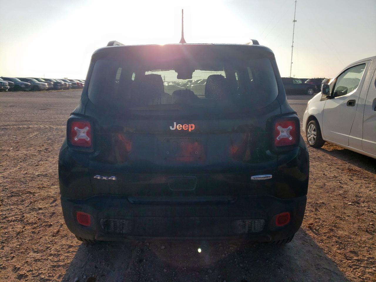 2022 Jeep Renegade Latitude VIN: ZACNJDB11NPN98470 Lot: 63820075