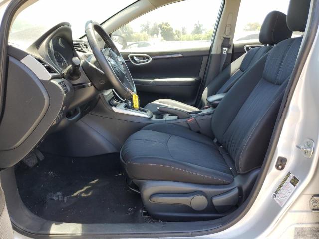 Sedans NISSAN SENTRA 2016 Srebrny