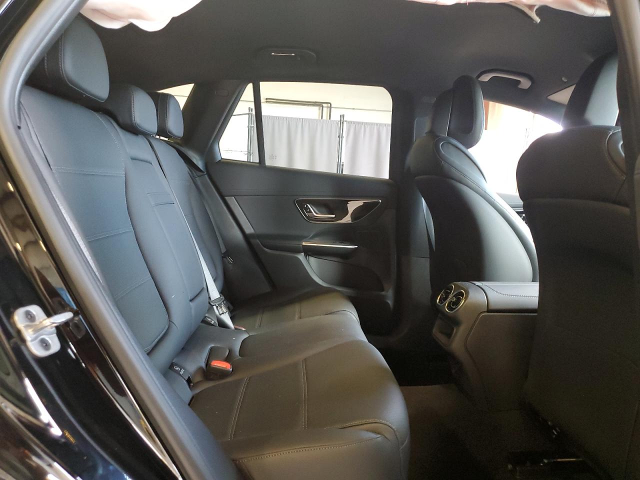 2025 Mercedes-Benz Glc 300 4Matic VIN: W1NKM4HB5SF283319 Lot: 64082705