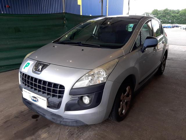 PEUGEOT 3008 ACTIV 2012