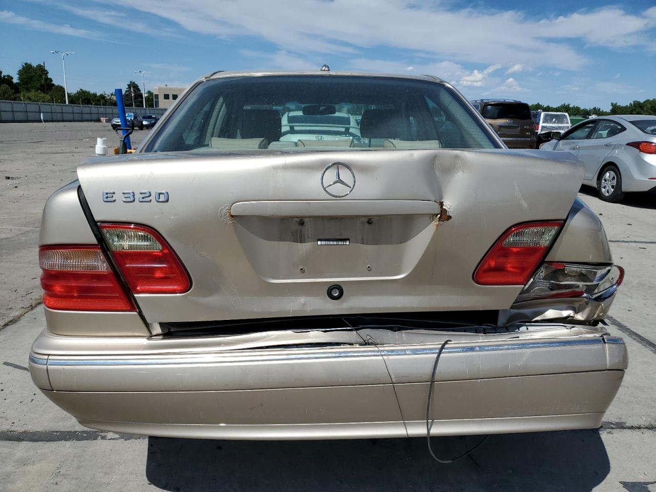 2001 Mercedes-Benz E 320 VIN: WDBJF65J71B219873 Lot: 60804075