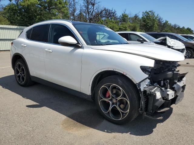  ALFA ROMEO STELVIO 2019 White
