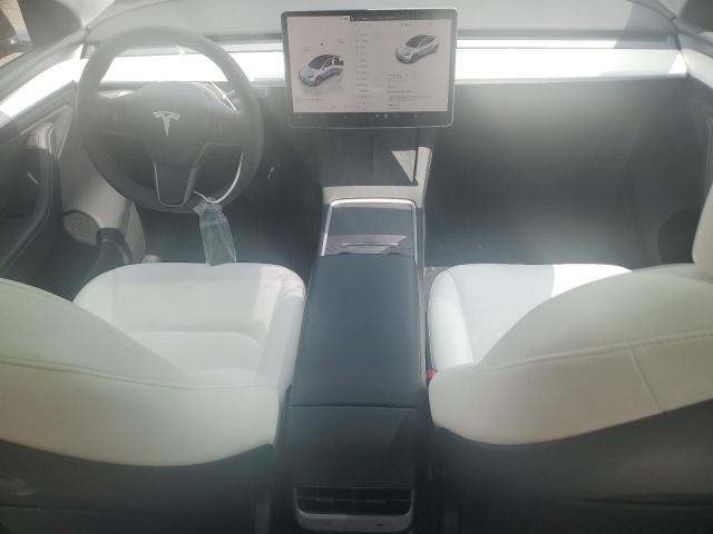  TESLA MODEL Y 2024 Серый