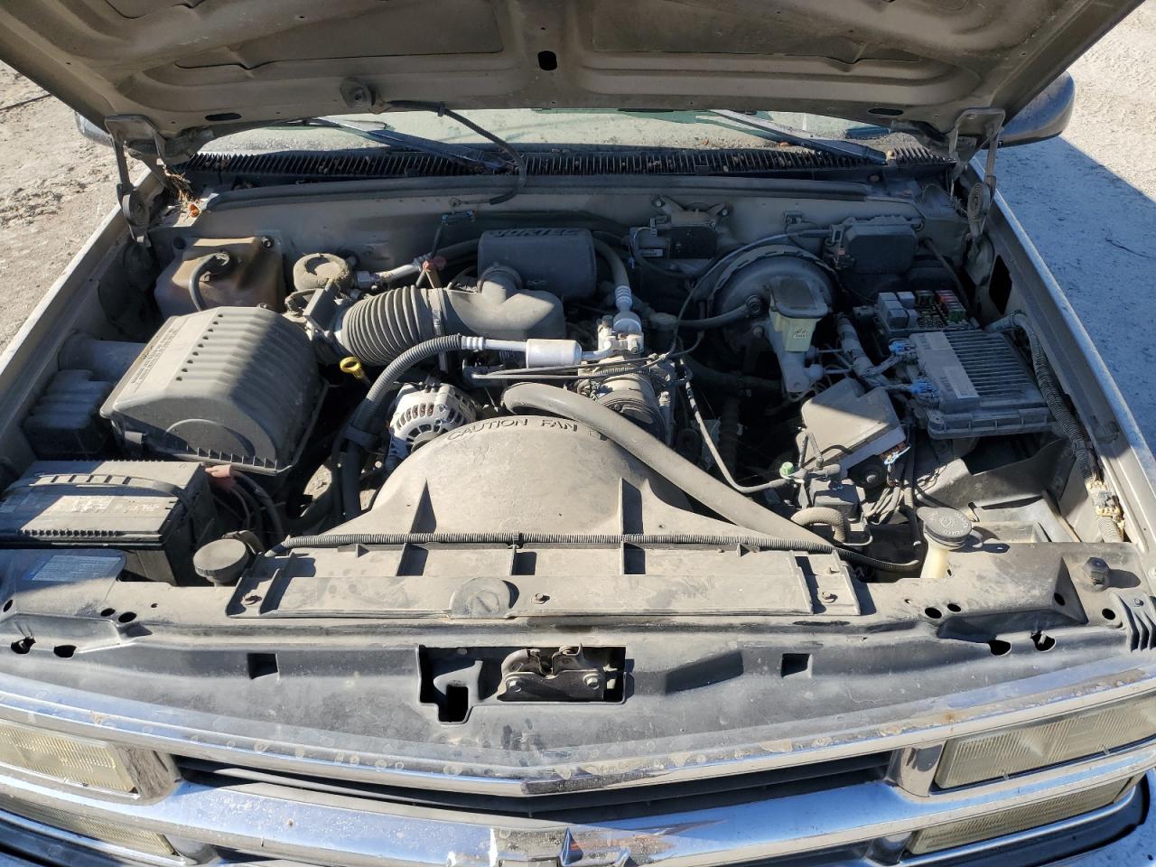 1998 Chevrolet Gmt-400 C1500 VIN: 1GCEC14W1WZ154609 Lot: 63862965
