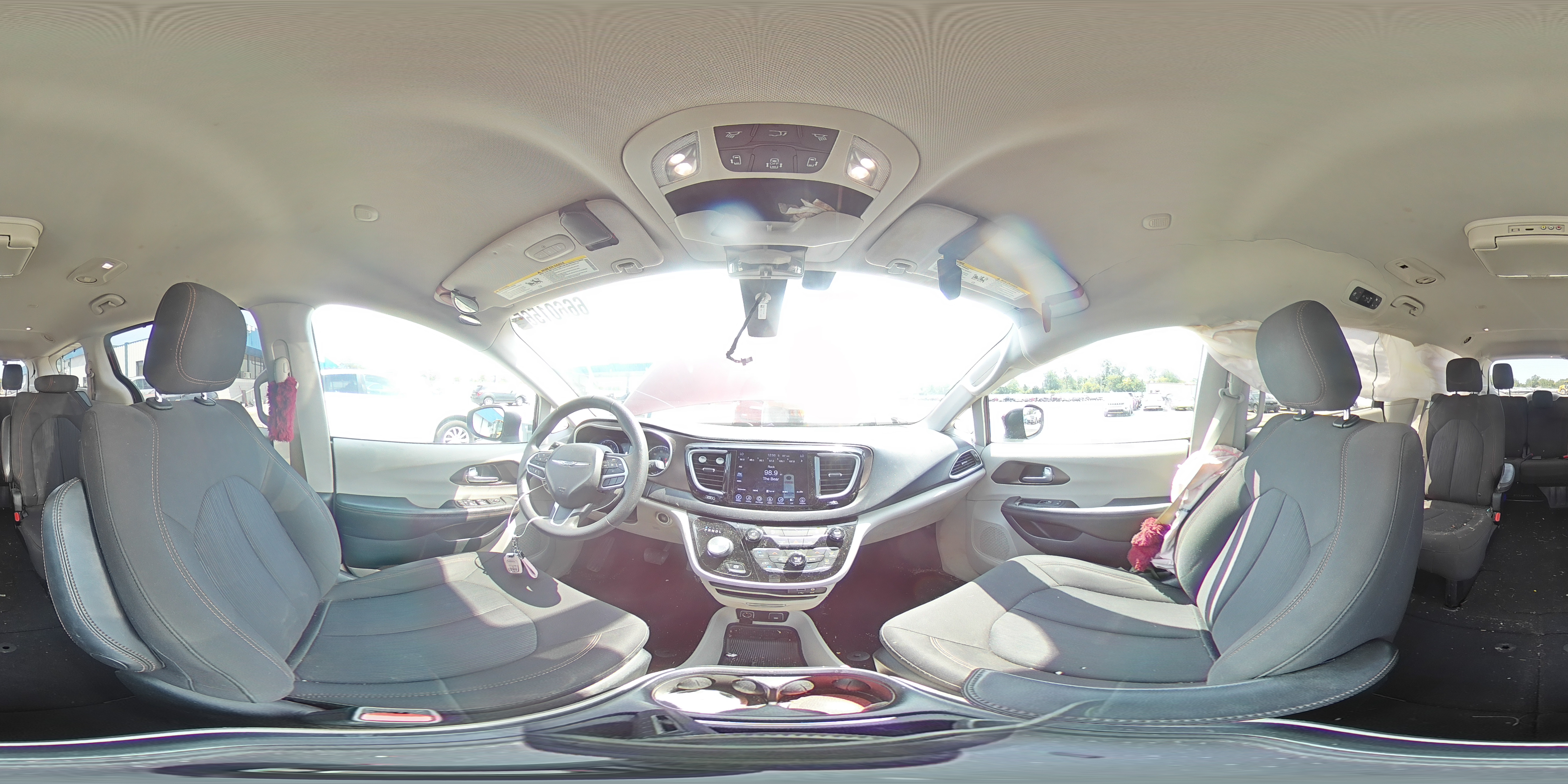 2017 Chrysler Pacifica Touring L VIN: 2C4RC1BG1HR777318 Lot: 66601565