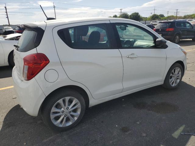 Hatchbacks CHEVROLET SPARK 2017 Biały