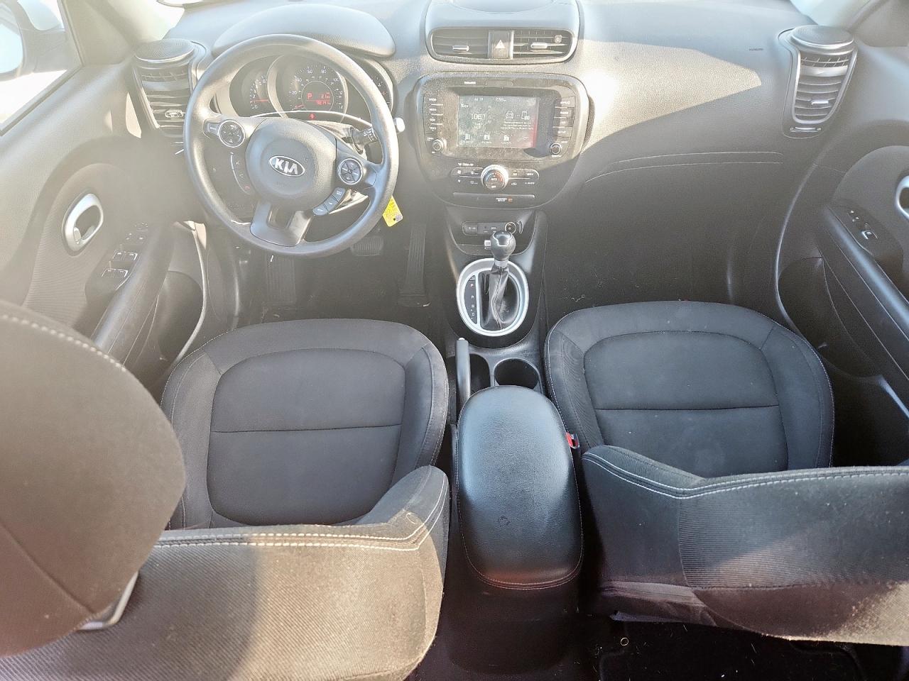 2018 Kia Soul + VIN: KNDJP3A50J7527797 Lot: 62695045