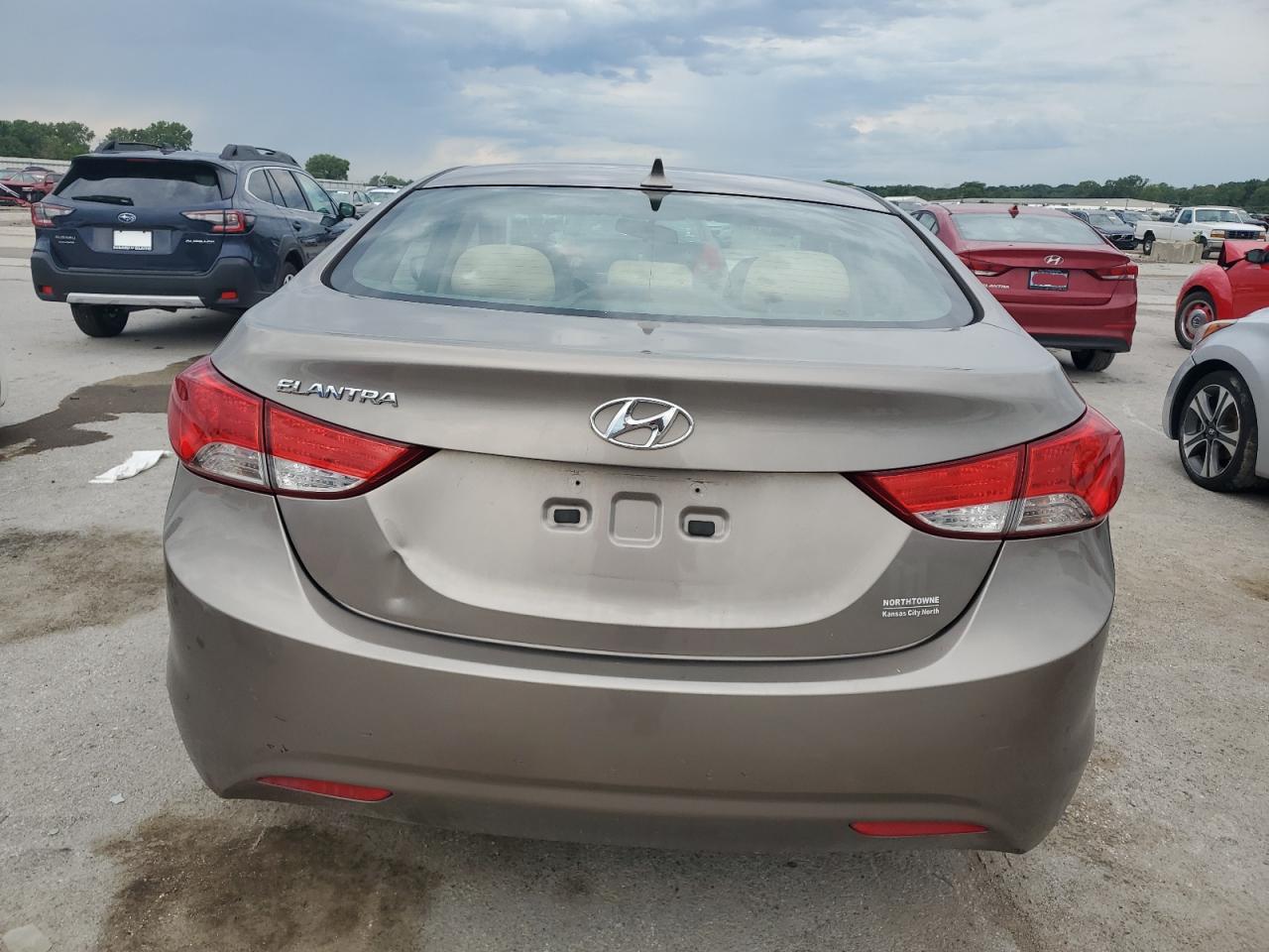 2013 Hyundai Elantra Gls VIN: 5NPDH4AE4DH258252 Lot: 63026055