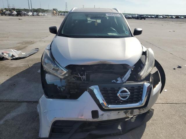  NISSAN KICKS 2019 Серебристый