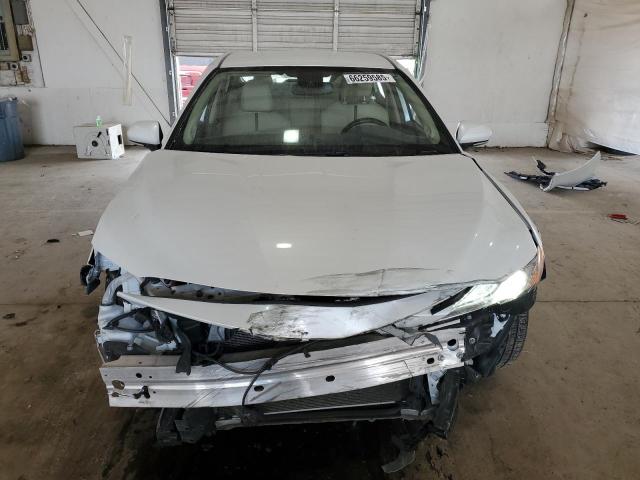  TOYOTA CAMRY 2020 Biały