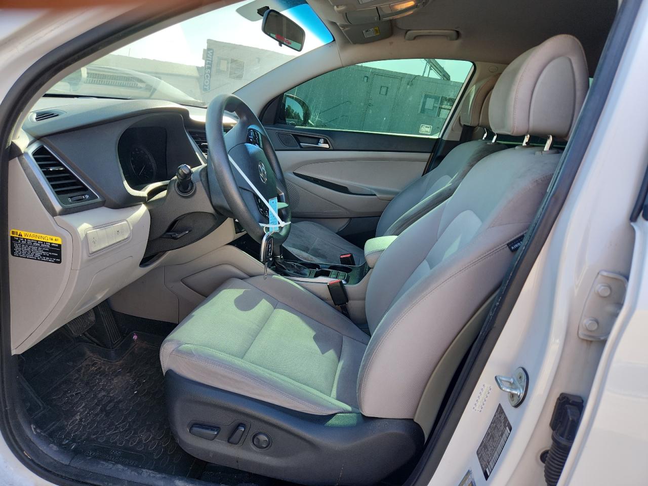 km8j33a46ju684606 KM8J33A46JU684606 2018 Hyundai Tucson Sel