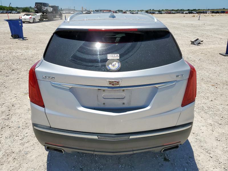  CADILLAC XT5 2017 Серебристый