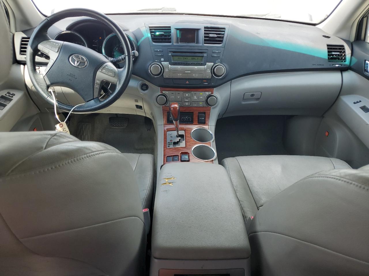 2008 Toyota Highlander Limited VIN: JTEDS42A682032181 Lot: 63901795