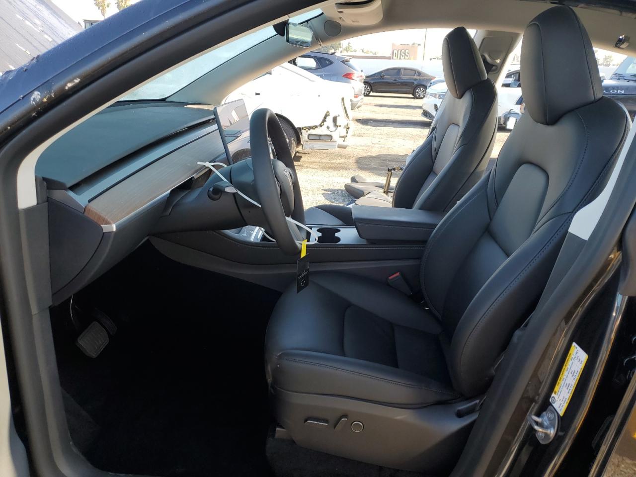 2025 Tesla Model Y VIN: 7SAYGDED2SF311146 Lot: 63065755