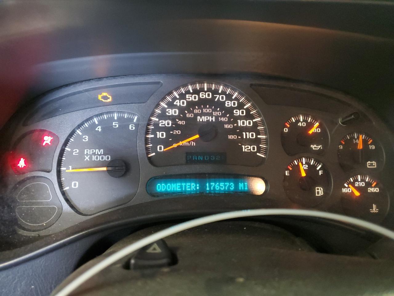 2004 Chevrolet Silverado K2500 Heavy Duty VIN: 1GCHK29U04E395028 Lot: 65429455