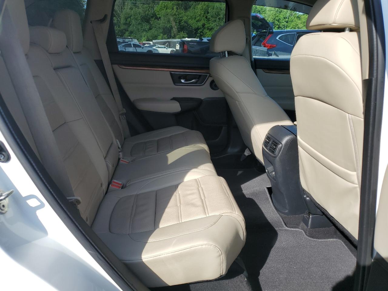 2017 Honda Cr-V Touring VIN: 5J6RW2H95HL015067 Lot: 65849795