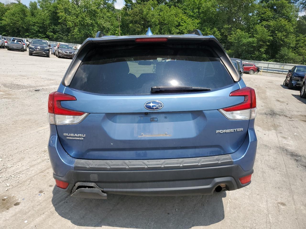 2019 Subaru Forester Premium VIN: JF2SKAEC5KH570707 Lot: 64124625
