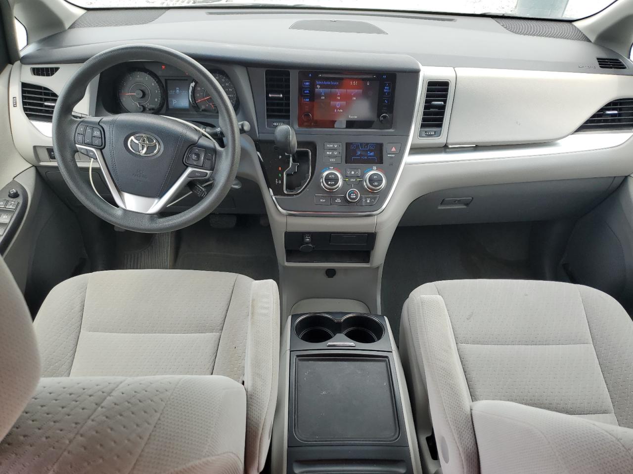 2015 Toyota Sienna Le VIN: 5TDKK3DC4FS538747 Lot: 64801115