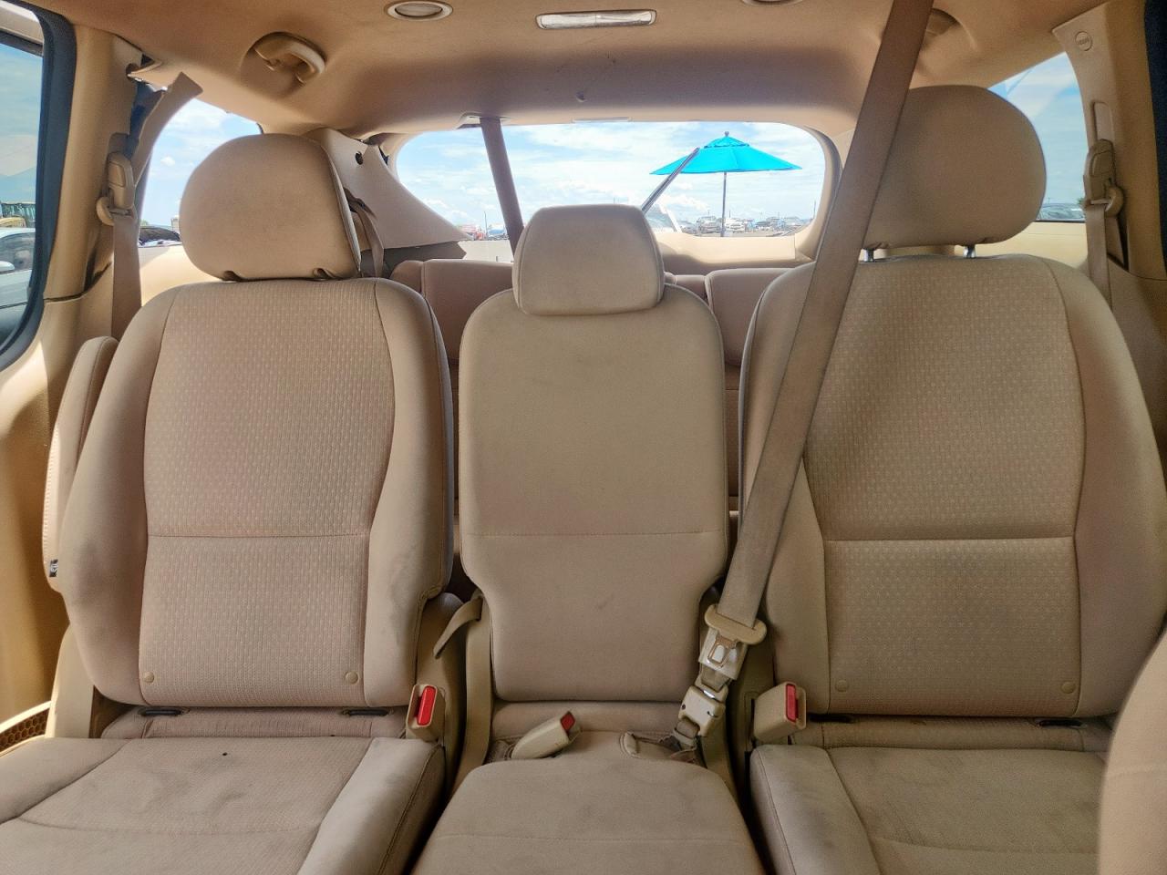 2016 Kia Sedona Lx VIN: KNDMB5C16G6145547 Lot: 63348335