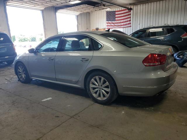  VOLKSWAGEN PASSAT 2012 Szary